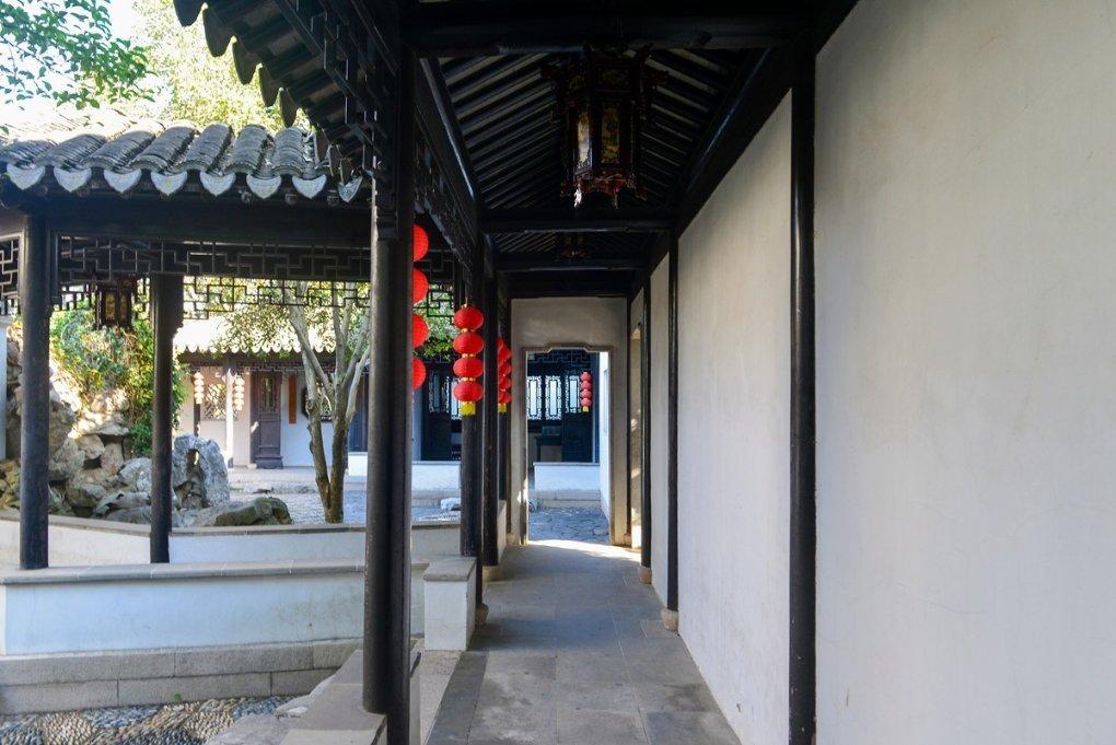 逃出猫头鹰岛